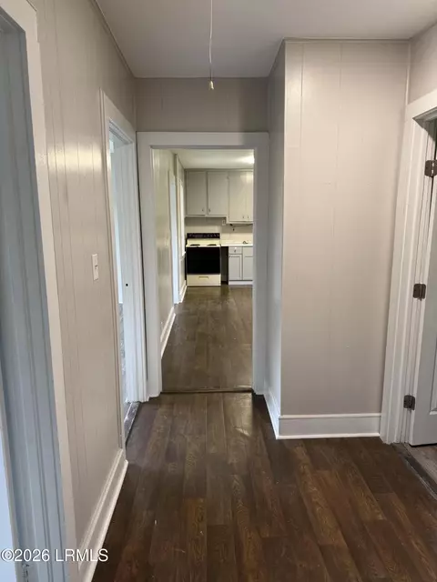 Entry Way - 402 Ellis St, Hampton, SC 29924 photo 1 of 2
