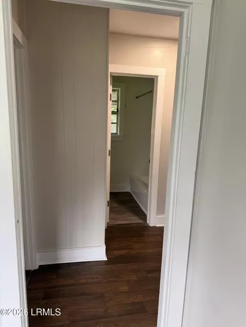 Entry Way - 402 Ellis St, Hampton, SC 29924 photo 2 of 2
