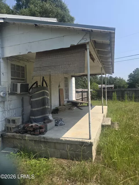 Exterior - 422 Hoover St N, Hampton, SC 29924 photo 3 of 5