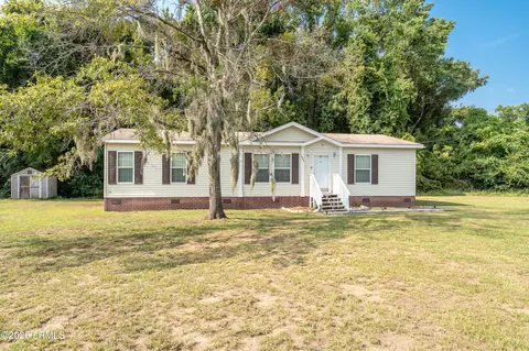 884 Seaside Rd, Saint Helena Island, SC 29920