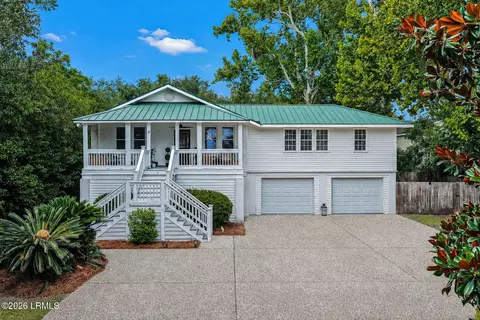 4 Big Oak St, Hilton Head Island, SC 29926