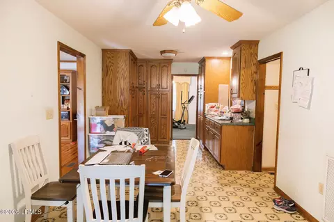 Dining - 1508 Locust St W, Hampton, SC 29924 photo 2 of 2