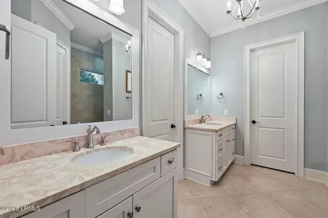Bath - 35 Catamaran Ln, Bluffton, SC 29909 photo 2 of 6