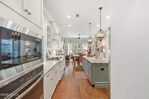 Kitchen - 35 Catamaran Ln, Bluffton, SC 29909 photo 4 of 7