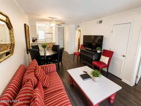 663 William Hilton Pkwy #2215, Hilton Head Island, SC 29928