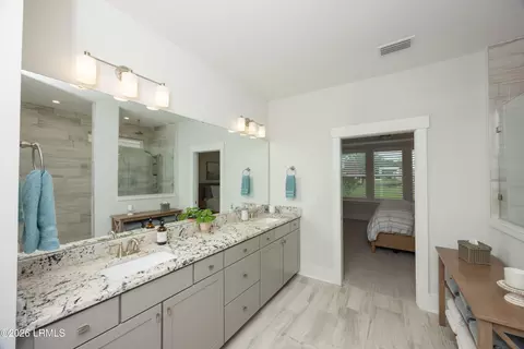 Bath - 96 Dawnbrook Ct, Bluffton, SC 29909 photo 3 of 4