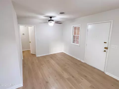Living - 15 Altman Rd, Hampton, SC 29924 photo 3 of 3