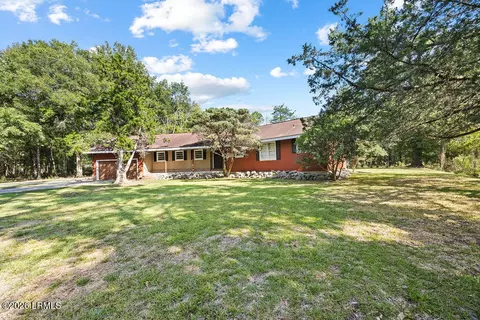 Exterior - 402 Mcdill Ln, Hampton, SC 29924 photo 3 of 8