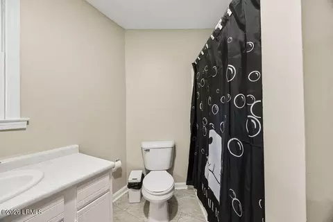 Bath - 402 Mcdill Ln, Hampton, SC 29924 photo 4 of 5