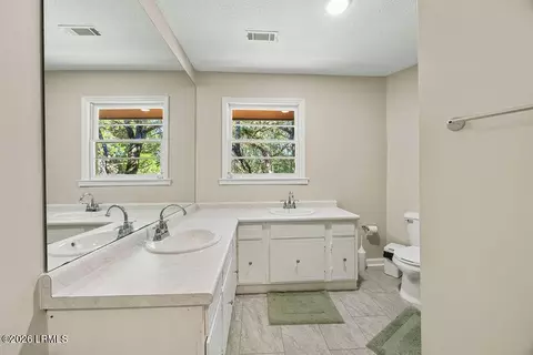 Bath - 402 Mcdill Ln, Hampton, SC 29924 photo 3 of 5