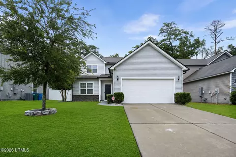 32 Pacolet Ln, Beaufort, SC 29906
