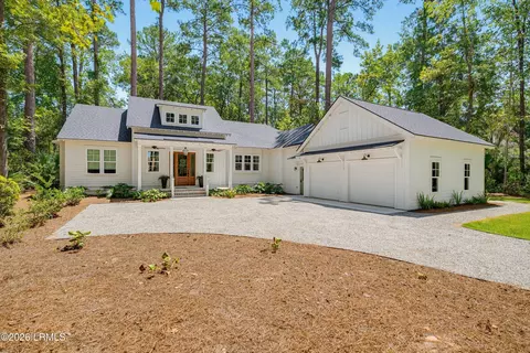 226 Callawassie Dr, Okatie, SC 29909