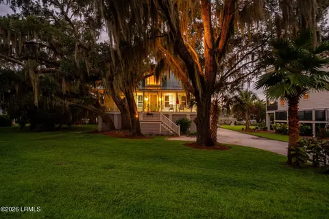 43 Petigru Dr, Beaufort, SC 29902