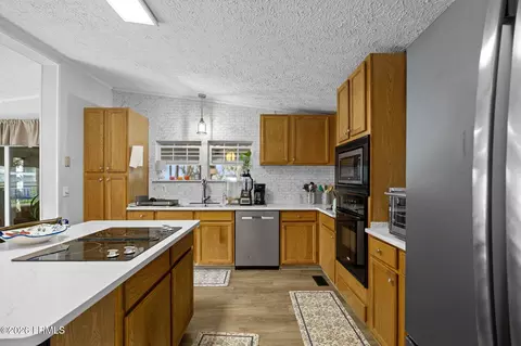 Kitchen - 148 Stuart Point Rd, Seabrook, SC 29940 photo 2 of 4