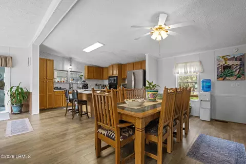Dining - 148 Stuart Point Rd, Seabrook, SC 29940 photo 1 of 2