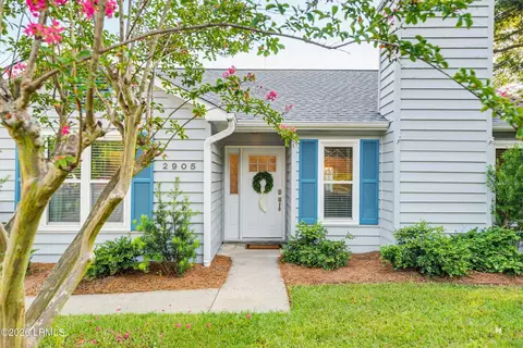 2905 Riverside Dr, Beaufort, SC 29902
