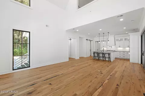 Living - 4 Blake Ln, Seabrook, SC 29940 photo 4 of 6