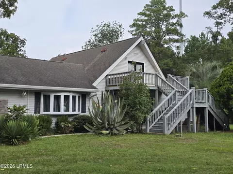 568 Keans Neck Rd, Seabrook, SC 29940