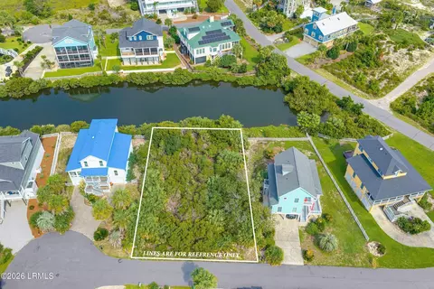6 Windjammer Ln, Saint Helena Island, SC 29920