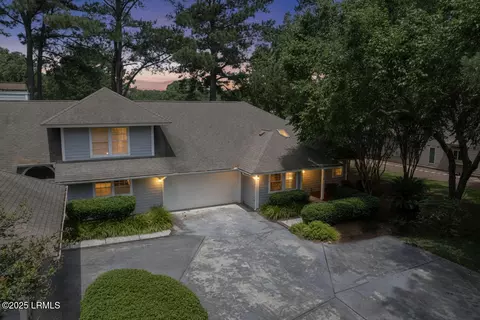 732 N Reeve Rd #54, Saint Helena Island, SC 29920