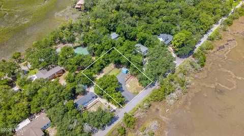 56 Inglewood Cir, Saint Helena Island, SC 29920