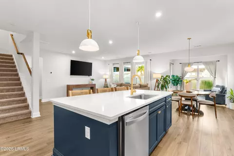 Kitchen - 554 Danner Dr, Bluffton, SC 29909 photo 3 of 5