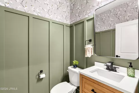 Bath - 554 Danner Dr, Bluffton, SC 29909 photo 1 of 3