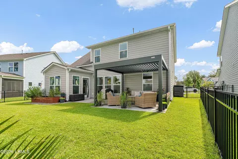 Exterior - 554 Danner Dr, Bluffton, SC 29909 photo 8 of 10