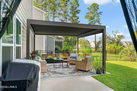 Exterior - 554 Danner Dr, Bluffton, SC 29909 photo 5 of 10