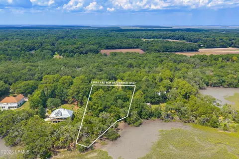 95 Harbor Oaks Ln, Saint Helena Island, SC 29920