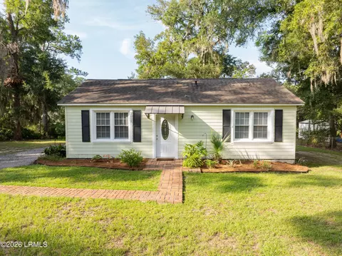 2612 Rodgers Dr, Beaufort, SC 29902
