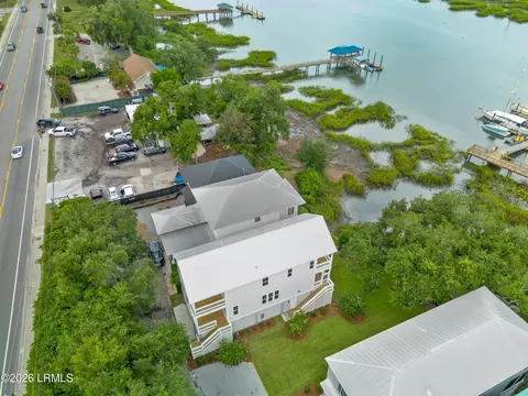 108 Factory Creek Ct, Beaufort, SC 29907