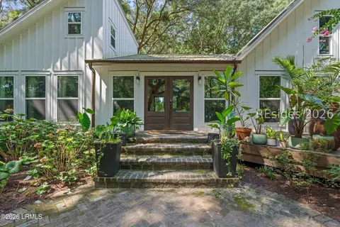 Exterior - 46 Rainbow Rd, Bluffton, SC 29910 photo 4 of 9