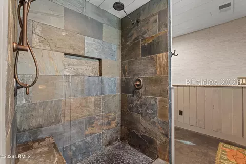 Bath - 46 Rainbow Rd, Bluffton, SC 29910 photo 2 of 6