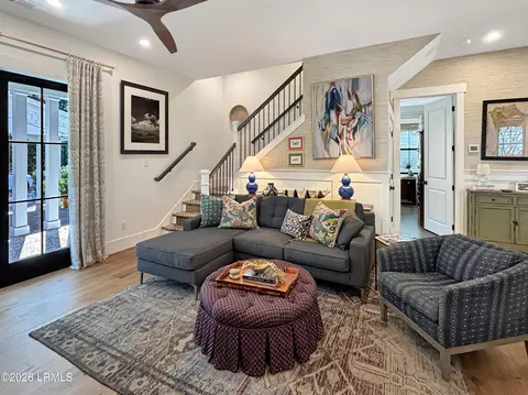 Living - 26 Tabby Shell Rd, Bluffton, SC 29910 photo 3 of 4