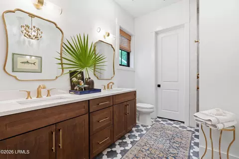 Bath - 26 Tabby Shell Rd, Bluffton, SC 29910 photo 1 of 6