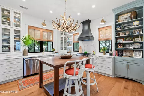 Kitchen - 26 Tabby Shell Rd, Bluffton, SC 29910 photo 2 of 3