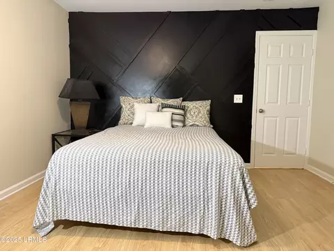Bedroom - 801 Elm St E, Hampton, SC 29924 photo 2 of 4