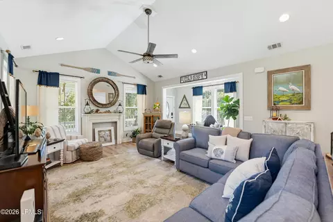 3013 Walnut St, Beaufort, SC 29906