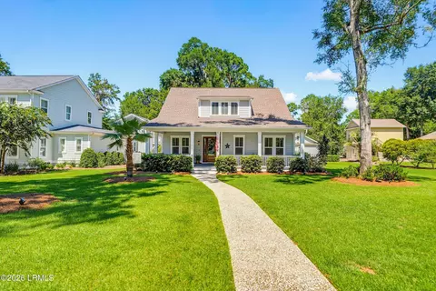 14 Carter Oaks, Lady's Island, SC 29907
