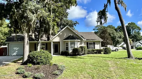 14 Ardmore Ave, Beaufort, SC 29907