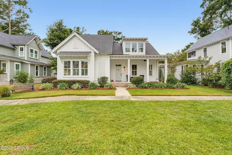 37 Wrights Point Cir, Beaufort, SC 29902