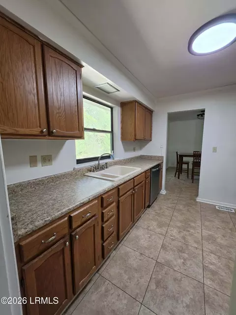 Kitchen - 212 Glendale St, Hampton, SC 29924 photo 5 of 5