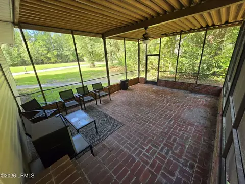Exterior - 212 Glendale St, Hampton, SC 29924 photo 6 of 9