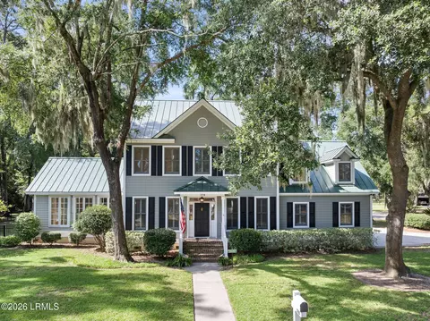 378 Cottage Farm Dr, Beaufort, SC 29902