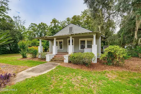 138 2nd Ave, Ridgeland, SC 29936