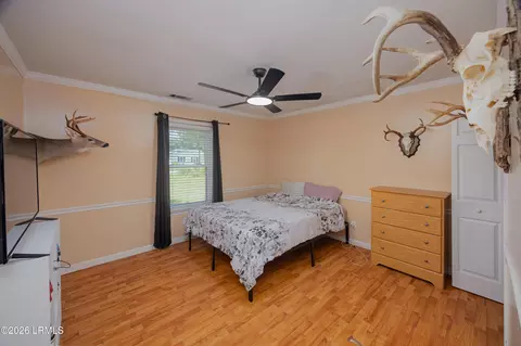Bedroom - 36 Sugaree Dr, Bluffton, SC 29910 photo 2 of 2