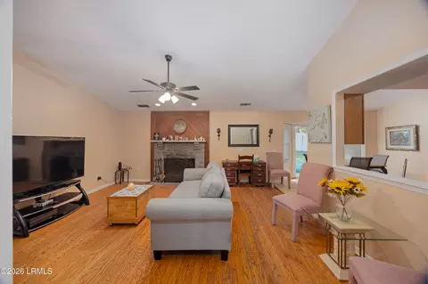 Living - 36 Sugaree Dr, Bluffton, SC 29910 photo 1 of 1
