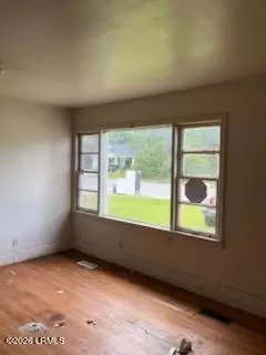 201 Willard St, Hampton, SC 29924 photo 8