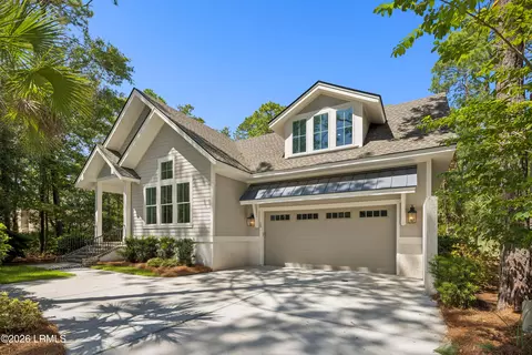 10 Fox Ln, Hilton Head Island, SC 29928